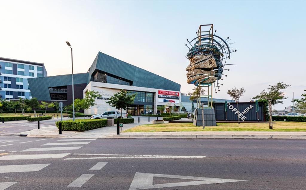 Menlyn Maine Residence Unit 1419 Pretoria-Noord Eksteriør billede