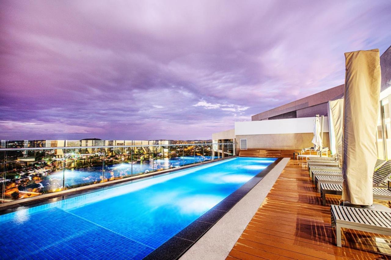 Menlyn Maine Residence Unit 1419 Pretoria-Noord Eksteriør billede